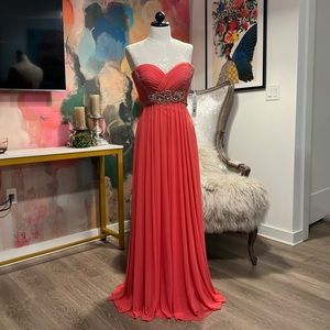 NEW Sherri Hill Strapless Gown Sz 2